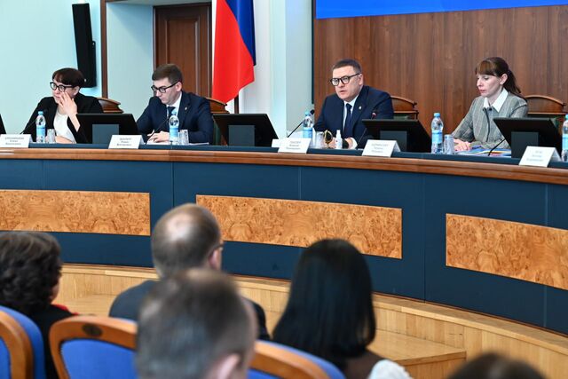 Алексей Текслер оценил эффективность работы общественных приемных губернатора - Южноуральская панорама, 11.03.2026