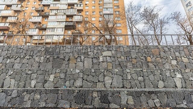 Во Владивостоке возведена ещё одна подпорная стена в центре города - Восток-Медиа, 21.11.2024