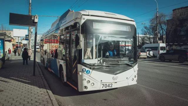 В Уфимских автобусах установят специальные громкоговорители - Новости Уфы и Башкирии - Медиакорсеть, 30.01.2025