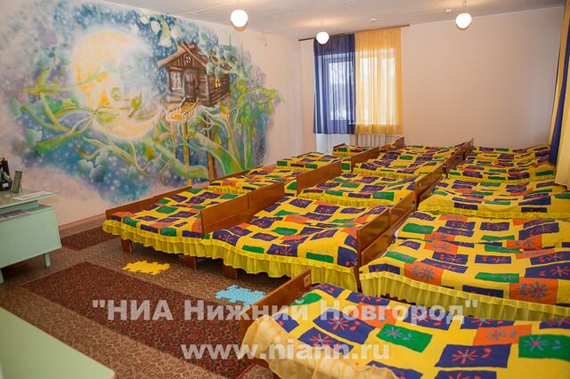 Родители из Б. Ельни пожаловались Никитину на нехватку кадров в новом детсаду Родители из Б. Ельни пожаловались Никитину на нехватку кадров в новом детсаду - НИА Нижний Новгород, 30.08.2025