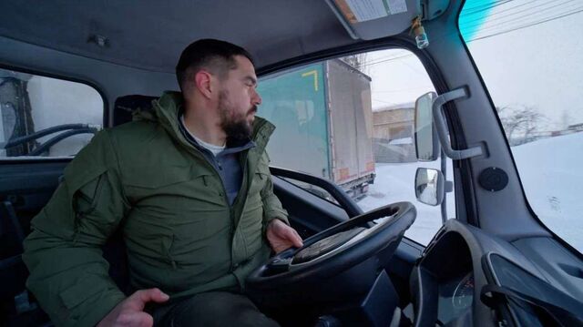 Снег и узкие дворы: директор "Нижэкологии-НН" вышел в рейс на мусоровозе - НИА Нижний Новгород, 22.02.2026