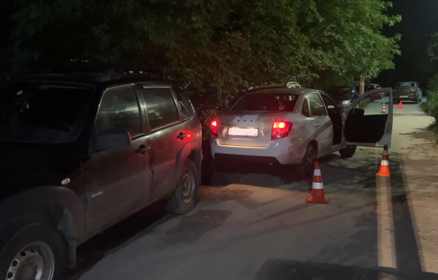 Водитель Lada Granta совершил массовое ДТП в Дзержинске, сбил пешехода и скрылся - НИА Нижний Новгород, 26.07.2026