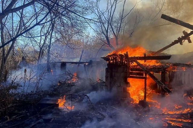 Столб дыма поднялся над Южным шоссе из-за возгорания сараев - НИА Нижний Новгород, 24.10.2026