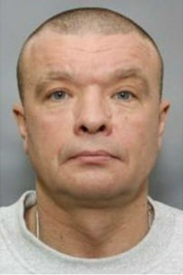 Уральца объявили в федеральный розыск. 49-летний Александр Сапухин из Свердловской области. Ориентировку опубликовала местная полиция. - Круглосуточные новости Екатеринбурга E1.RU, 22.10.2026