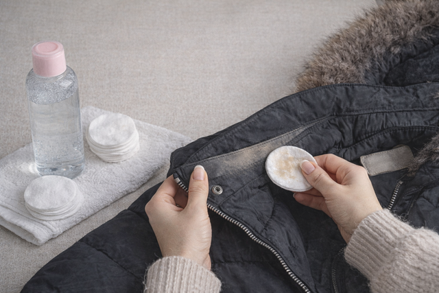 Оттираю тональник с воротника без стирки: всего пять капель на ватный диск - и никаких разводов - UssurMedia: Лента новостей, 29.03.2026