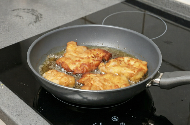 Как пожарить идеальные куриные отбивные – сочное мясо с хрустящей корочкой - PrimaMedia: Лента новостей, 30.03.2026