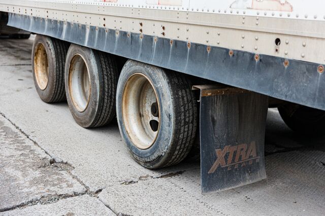 Приморским грузоперевозчикам упростят обжалование штрафов за вес и габариты - PrimaMedia: Лента новостей, 01.04.2026