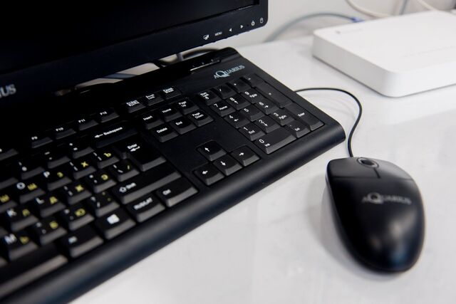 Ветеран СВО из Уссурийска осваивает ИИ в рамках программы "Время героев" - UssurMedia: Лента новостей, 10.04.2026