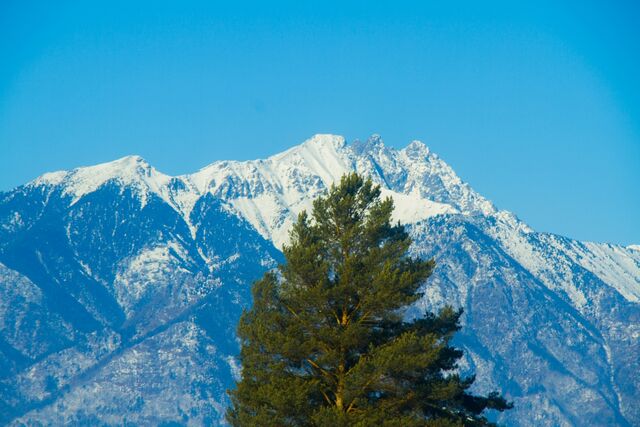 Альпинисты должны оплачивать расходы спасателей, считают в Госдуме Альпинисты должны оплачивать расходы спасателей, считают в Госдуме - PrimaMedia: Лента новостей, 11.04.2026