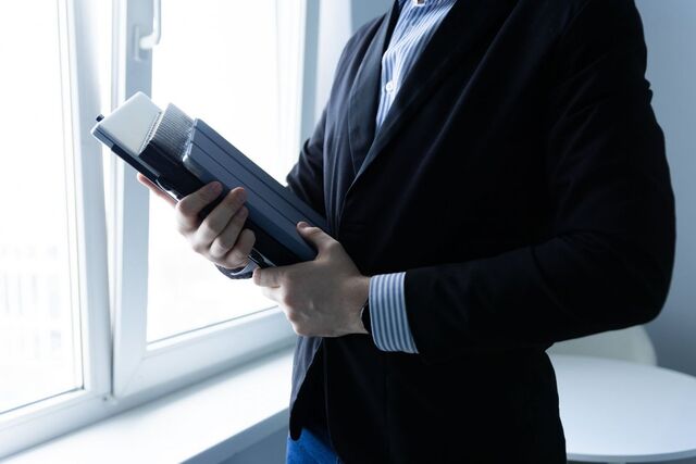 Иностранные слова на вывесках: что изменилось для бизнеса с 1 марта 2026 года — разбор юриста - PrimaMedia: Лента новостей, 15.04.2026