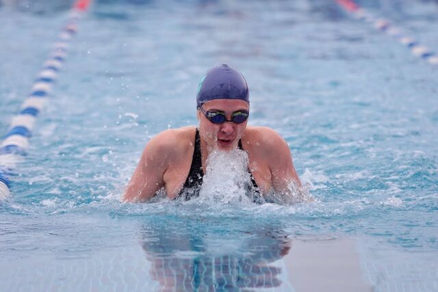 Финальные старты сезона: во Владивостоке проходят крупные соревнования по зимнему плаванию - PrimaMedia: Лента новостей, 18.04.2026