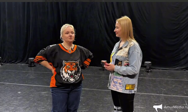 Журналисты ИА AmurMedia пообщались с известным стендап-комиком Варварой Щербаковой - AmurMedia: Лента новостей, 18.04.2026
