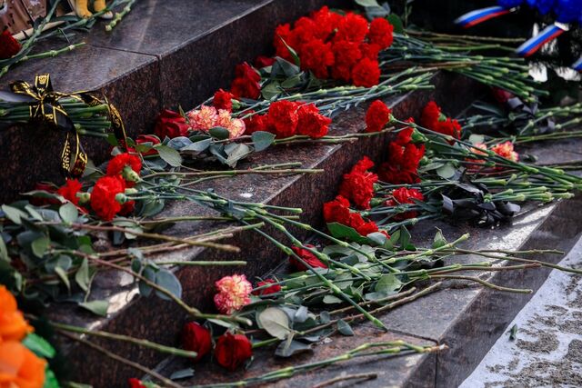 В Приморье простились с лейтенантом полиции, погибшим в ДТП с большегрузом - PrimaMedia: Лента новостей, 19.04.2026