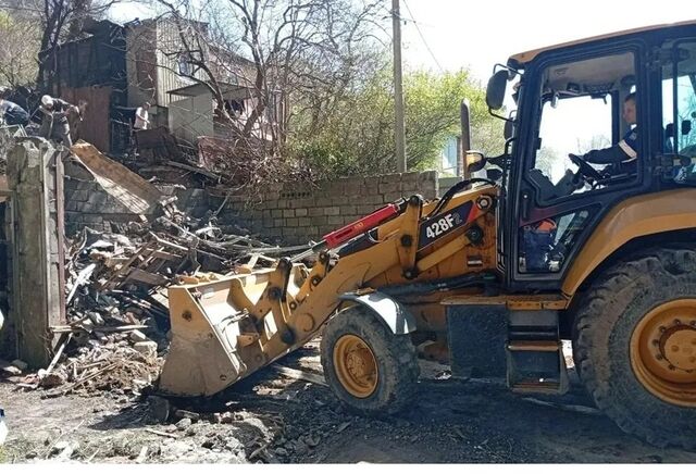 Разбор завалов в Туапсе после гибели девочки идёт четвёртые сутки - KrasnodarMedia, 20.04.2026