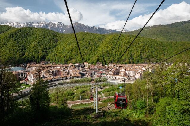 "Красная Поляна" ожидает роста числа автотуристов на майские праздники на 15–20% - KrasnodarMedia, 20.04.2026