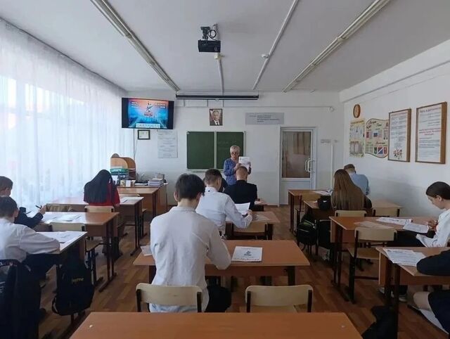 В 18 школах Уссурийского округа дети написали "Диктант Победы" - UssurMedia: Лента новостей, 28.04.2026