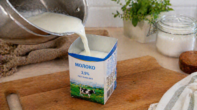 2 л молока мешаю с уксусом - и 1 кг домашнего сыра на столе: чистый свежачок, нежный, без химозы - UssurMedia: Лента новостей, 28.04.2026