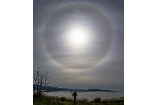 В Новороссийске засняли редкое светящееся кольцо вокруг солнца - KrasnodarMedia, 29.04.2026