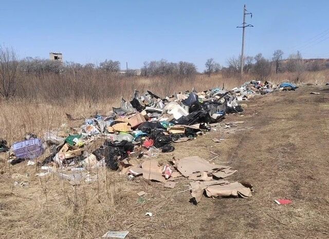 Неизвестные превратили в свалку водоотводный канал в Уссурийске - UssurMedia: Лента новостей, 29.04.2026