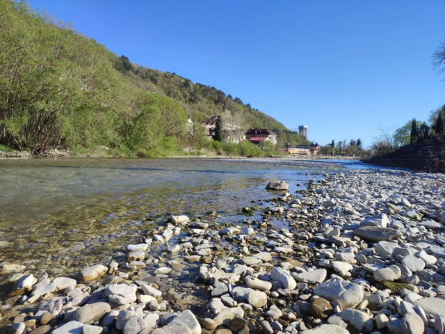 Продажи туров в Туапсе упали на 15% после пожара на НПЗ - KrasnodarMedia, 29.04.2026