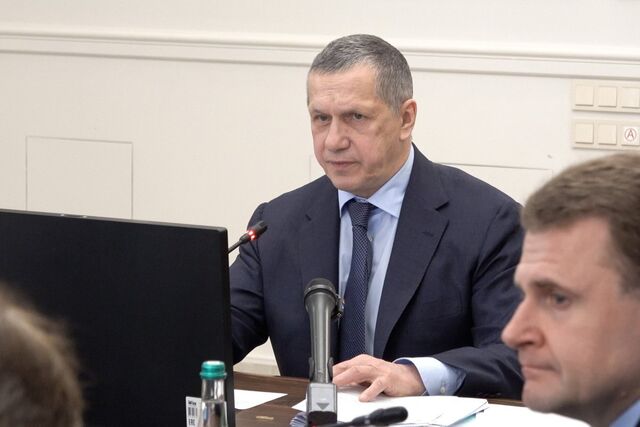 Трутнев попросил Минвостокразвития объяснить цену яблок на Чукотке по 1000 рублей - PrimaMedia: Лента новостей, 29.04.2026