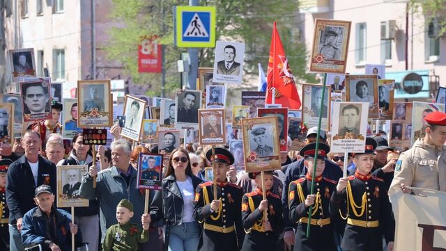 Свыше 2 тысяч человек прошли в строю "Бессмертного полка" в Уссурийске - UssurMedia: Лента новостей, 09.05.2026