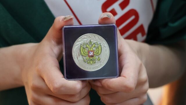 Выпускники-медалисты Уссурийска получат по 100 и 50 тысяч рублей - UssurMedia: Лента новостей, 26.05.2026