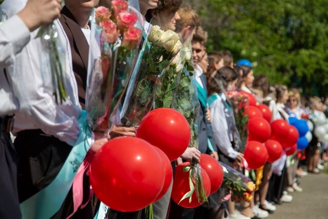 На Кубани более 110 тысяч выпускников прощаются со школой - KrasnodarMedia, 26.05.2026