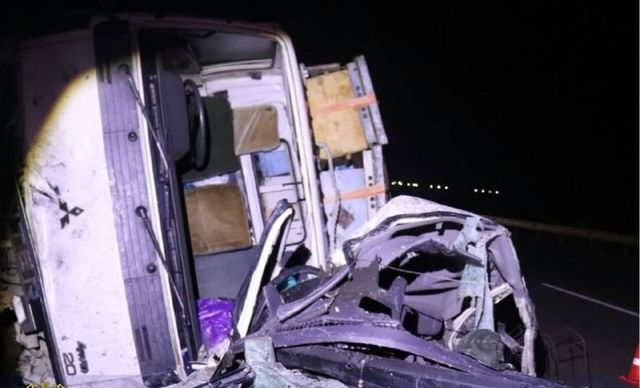 Три человека погибли в страшном ночном ДТП с участием трёх авто в Приморье Три человека погибли в страшном ночном ДТП с участием трёх авто в Приморье - PrimaMedia: Лента новостей, 20.08.2026