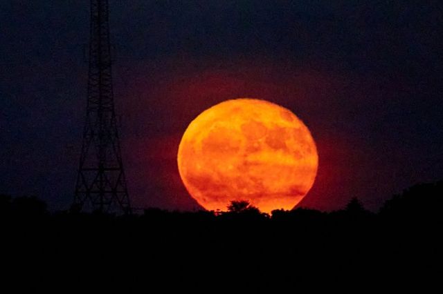 Лунное затмение 28 августа принесет перемены: астролог рассказала, чего ждать - NovostiRostov, 25.08.2026
