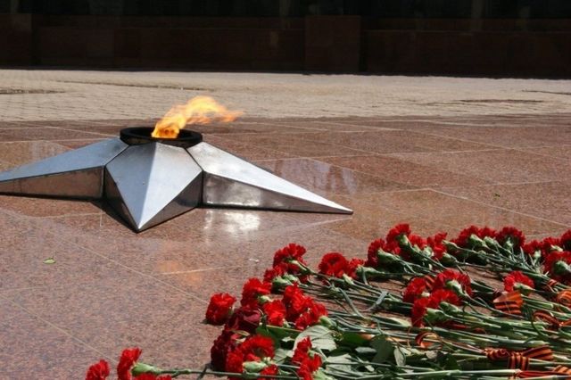 Дорогу у Вечного огня в Уссурийске перекроют утром 3 сентября Дорогу у Вечного огня в Уссурийске перекроют утром 3 сентября - UssurMedia: Лента новостей, 29.08.2026