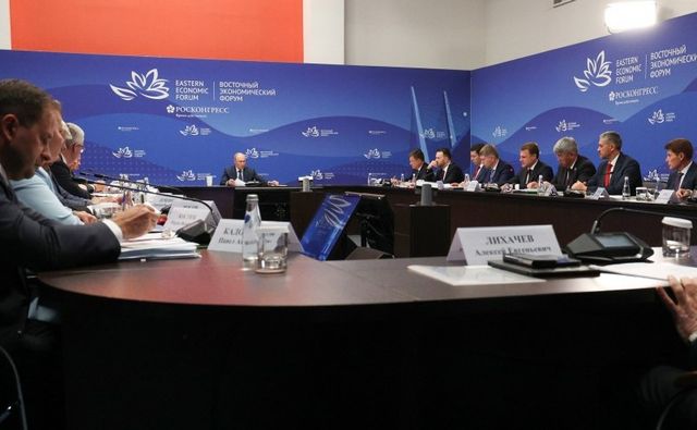 Владимир Путин провел совещание по вопросам развития Дальнего Востока - AmurMedia: Лента новостей, 03.09.2026