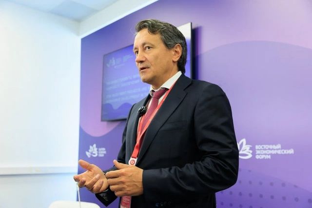 Игорь Шаповалов на ВЭФ-2026: "Наша задача — подчеркивать преимущества Владивостока, чтобы люди оставались здесь жить" Игорь Шаповалов на ВЭФ-2026: "Наша задача — подчеркивать преимущества Владивостока, чтобы люди оставались здесь жить" - UssurMedia: Лента новостей, 04.09.2026