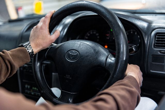 Автоэксперт раскрыл 10 неписаных правил на дороге, которым не учат в автошколе Автоэксперт раскрыл 10 неписаных правил на дороге, которым не учат в автошколе - NovostiRostov, 10.09.2026
