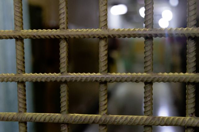 Суд Партизанска арестовал местного жителя за попытку сбыта синтетических наркотиков - PrimaMedia: Лента новостей, 15.09.2026