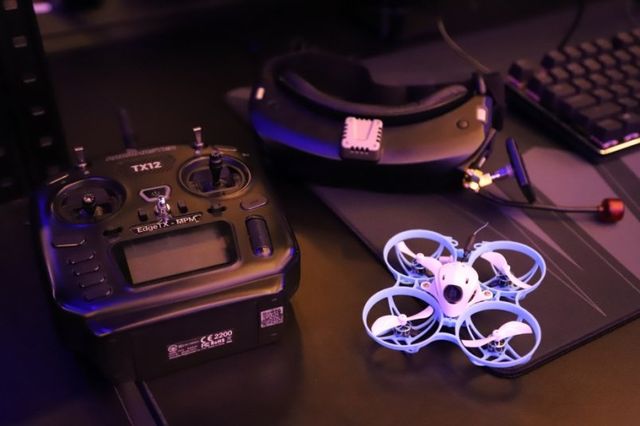 Первый в Хабаровском крае фиджитал-центр запускает бесплатное обучение FPV-гонкам - AmurMedia: Лента новостей, 17.09.2026