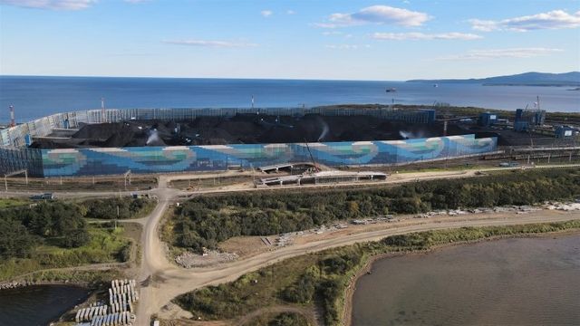 В порту "Остерра" на 70% завершили строительство третьего ветрозащитного экрана - PrimaMedia: Лента новостей, 25.09.2026