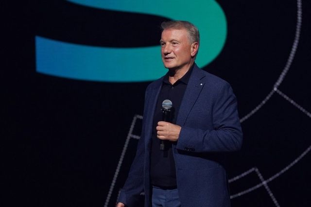 Герман Греф рассказал, почему компаниям нельзя медлить с внедрением ИИ Герман Греф рассказал, почему компаниям нельзя медлить с внедрением ИИ - PrimaMedia: Лента новостей, 25.09.2026