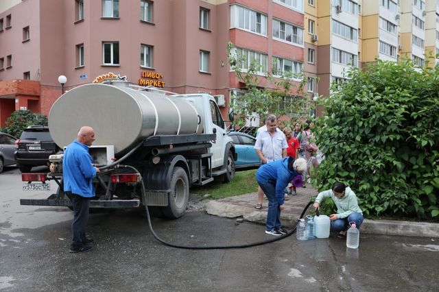 После аварии в Штыково организуют подвоз воды во Владивостоке и Артёме — адреса - PrimaMedia: Лента новостей, 28.09.2026
