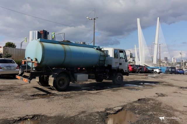 Раздача воды идёт во Владивостоке после аварии в Штыково - PrimaMedia: Лента новостей, 28.09.2026