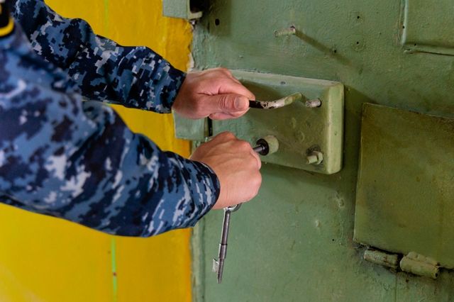 В Дальнереченске бывший военнослужащий арестован за хищение более 800 тысяч рублей у Минобороны - PrimaMedia: Лента новостей, 13.10.2026