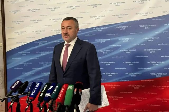 Госдума завершила формирование руководства комитетов и комиссий - Виктор Пинский - AmurMedia: Лента новостей, 14.10.2026