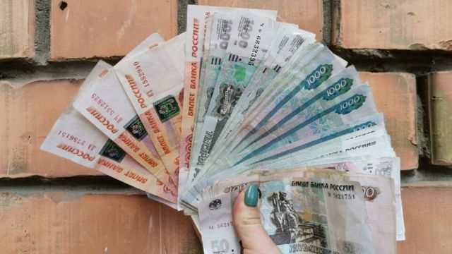 4 ноября — выходной или убыток? Депутат Бессараб раскрыла правду о выплатах - AmurMedia: Лента новостей, 18.10.2026