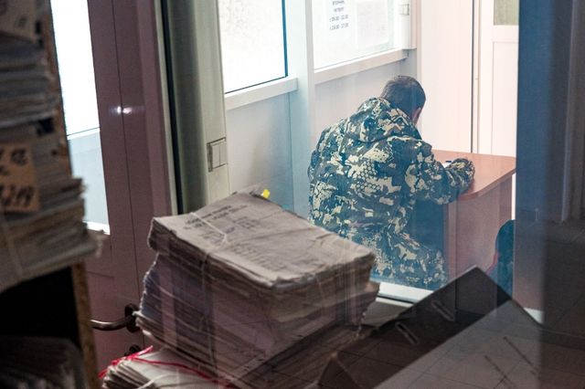 Сорвал цепочку в лифте: во Владивостоке задержали грабителя, напавшего на пенсионерку Сорвал цепочку в лифте: во Владивостоке задержали грабителя, напавшего на пенсионерку - PrimaMedia: Лента новостей, 24.10.2026