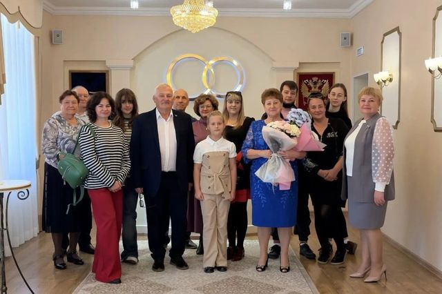 Красивая осада: как юноша из Уссурийска штурмом брал сердце будущей жены Красивая осада: как юноша из Уссурийска штурмом брал сердце будущей жены - UssurMedia: Лента новостей, 24.10.2026