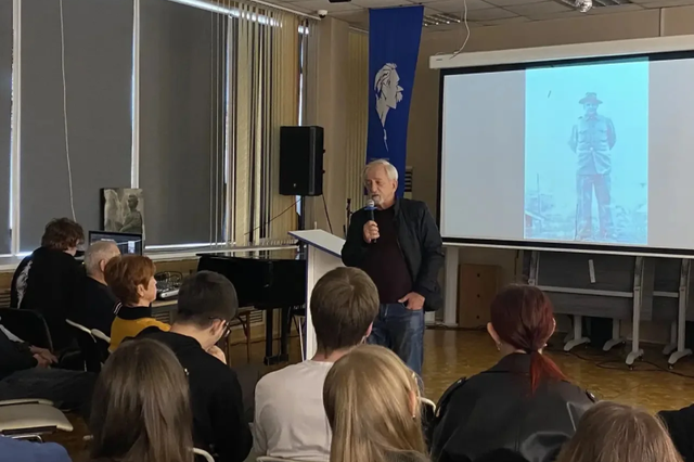 "Счастлива та разведка": во Владивостоке почтили память полковника Николая Лоенко "Счастлива та разведка": во Владивостоке почтили память полковника Николая Лоенко - PrimaMedia: Лента новостей, 28.10.2026