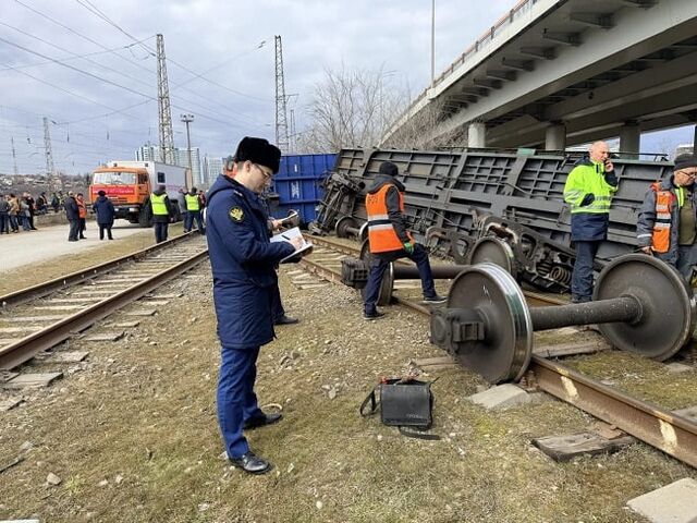 В Ростове прокуратура организовала проверку после схода с рельсов двух груженых вагонов - Информагентство «ДОН 24», 04.03.2026