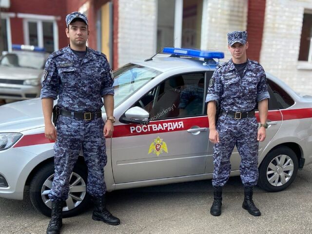 В Краснодарском крае росгвардейцы уберегли женщину от необдуманного поступка В Краснодарском крае росгвардейцы уберегли женщину от необдуманного поступка - Краснодар и край, 29.08.2025