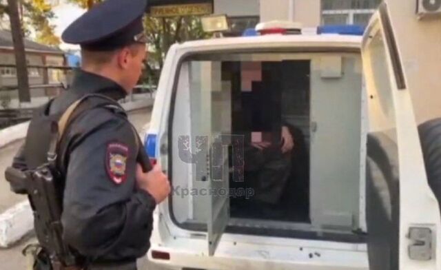 На Кубани мужчина с ножом угрожал детям около школы! - ЧП Краснодар, 20.10.2025