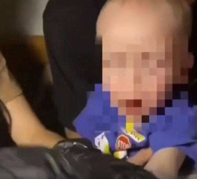До пяти лет тюрьмы: в Госдуме хотят наказать родителей, «набивших» сыну тату с нелегальным казино. - NewsKhv, 25.10.2025